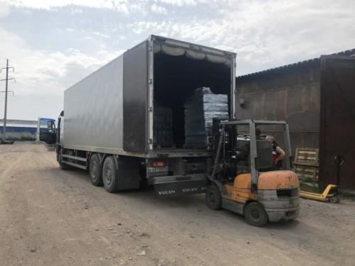 Погрузка крытого вагона в Бурею